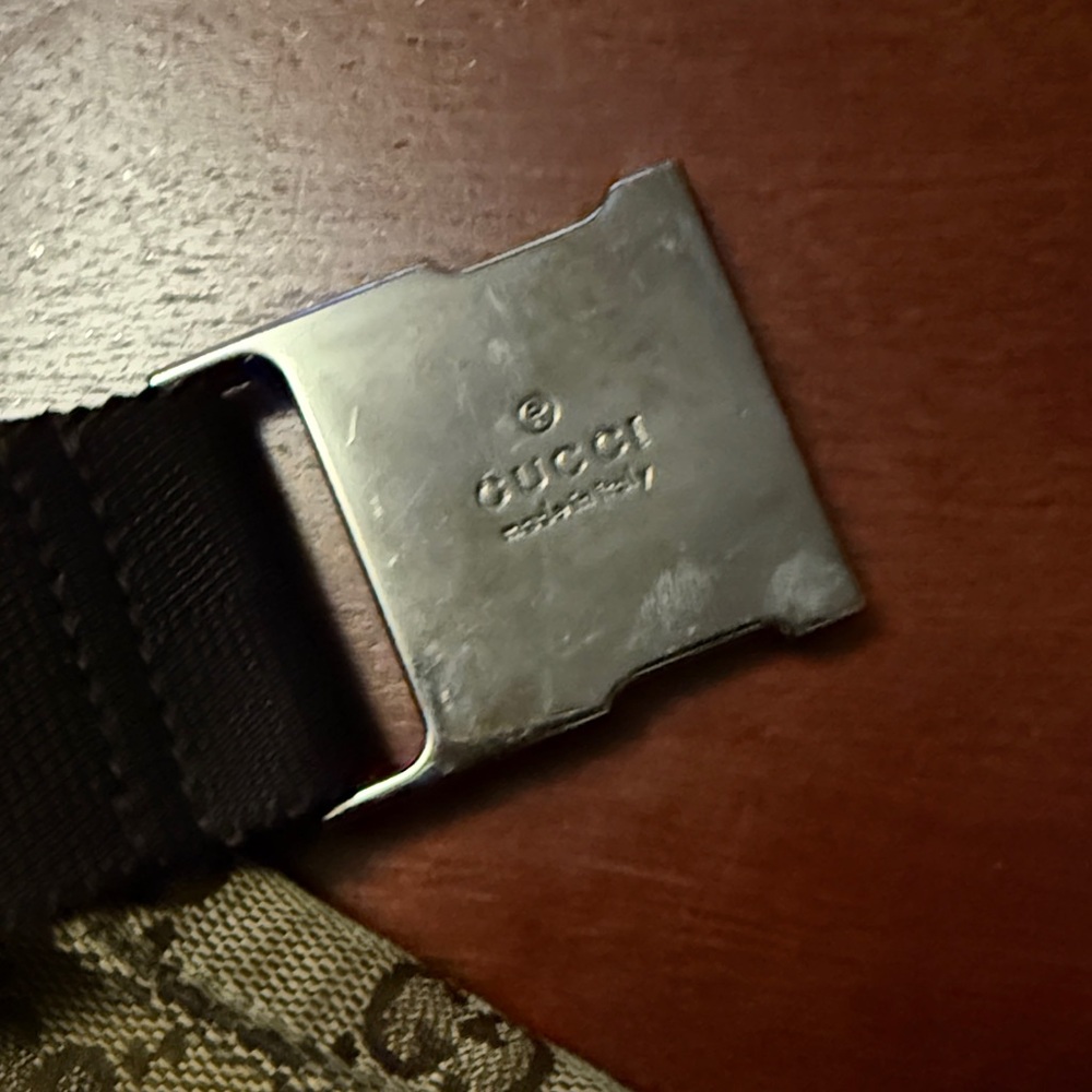 Gucci Beige and Brown Monogram Belt Bag - Picture 5 of 9